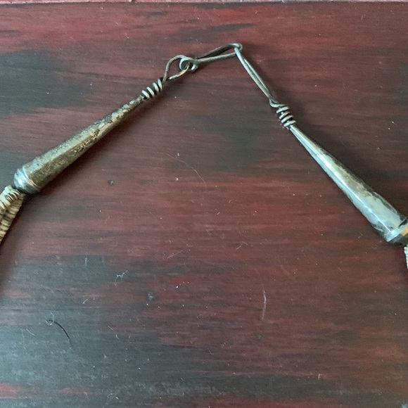 Shell/bead necklace - Picture 4 of 5